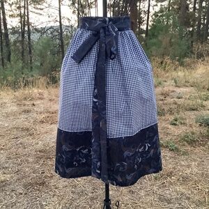Checkerboard Blue Apron Octoberfest Dirndl Peasant Long Apron Old Fashioned